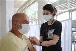 Büyükşehir Terminali’nde misafirler için randevusuz aşı başladı