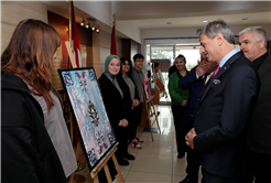 Yusuf Alemdar Bilim Merkezi’nin imzasını gençlerle attı