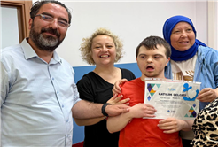 Engelsiz Hobi Atölyelerinde karne sevinci yaşandı