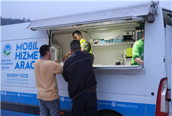 Büyükşehir’den Hatay’a aşevi: Kazanlar günün her saati kaynıyor