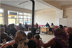 Büyükşehir’in “Kadın Kadına” projesi 16 ilçede sahada