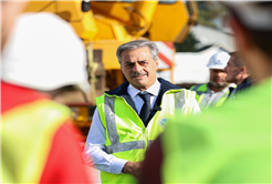 Bilim Merkezi’nde ilk görüntü ortaya çıktı: Yusuf Alemdar geleceğin inşaat mühendisleriyle şantiyede son durumu açıkladı