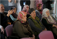 Büyükşehir’den yaşlıların yüzünde tebessüm olan ziyaret