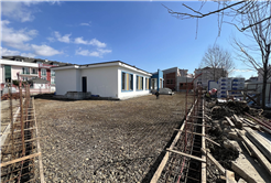 Arifiye’de binlerce genci heyecanlandıran ilerleyiş: Havuzun yaz sezonunda kapılarını açması hedefleniyor