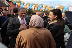 Yusuf Alemdar Karapürçek'te vatandaşla hasret giderdi: “Birlik, beraberlik ve kardeşlikle her mahalleye dokunacağız”