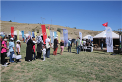 Şehrin değerleri Ahlat’ta tanıtılıyor