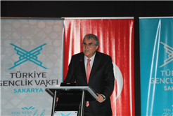 “İlim ve irfan sahibi gençler ülkemizin umududur”