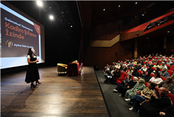 Kadim Hemşire AKM’de şifanın izini sürdü