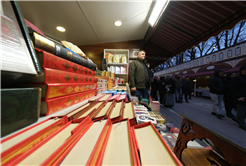 Sakarya’da bir Ramazan klasiği ve Büyükşehir’in geleneği Kitap Sokağı kapılarını açtı