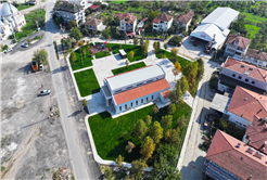 Âtıl arazi binlerce kişinin sosyal yaşamına dokunacak sosyal projeye dönüştü: Mekece Sosyal Tesisleri kapılarını açtı…
