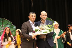 SGM öğrencilerinden ‘Mirasyedi’ performansı