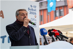 Sakarya'da çocukların 'ufkuna' ışık olacak edebiyat fuarı başladı: İlk günden binlerce misafir akın etti...