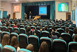 Büyükşehir’den bin 400 lise öğrencisine “İklim Değişikliği ve Sıfır Atık” eğitimi