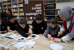 SAMEK’ten anlamlı etkinlik: Sakarya Anadolu Lisesi’nde 29 Ekim coşkusu