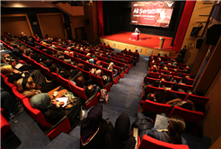 Zindanlardan Kurtulabildiğimiz Ölçüde İnsanız