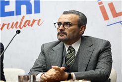 “Gençlerin yarınları için şehrimizde büyük yatırımları hayata geçiriyoruz”