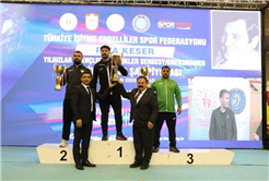 Büyükşehir güreşçileri Sivas’ta şampiyon oldu