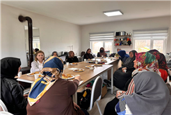 Büyükşehir’in “Kadın Kadına” projesi 16 ilçede sahada