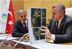 Bakan Osman Aşkın Bak, Mollaköy projesi için müjdeyi Büyükşehir’de verdi