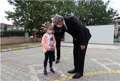 “Çocukların gözlerindeki ışık aydınlık yarınların habercisidir”