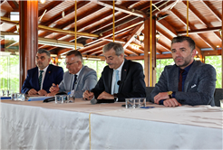 “Sakarya'nın en gözde bölgesi el ele, gayretle cazibe merkezi olacak”
