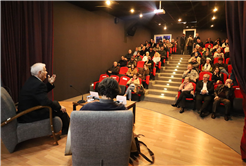 Film afişi değil her biri sanat eseri: “Hiçbir öğrencim O’nun gibi olamadı…”