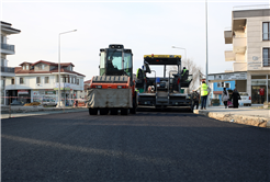 Büyükşehir’den Süleyman Binek Caddesine 2 günde 4 bin ton asfalt