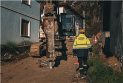 Merkeze 85 kilometre uzaklıktaki Taraklı Alballar’da altyapı dönüşümü başladı