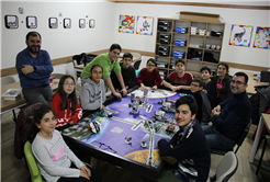 Robotik ve Kodlama Kulübü öğrencileri turnuvaya hazırlanıyor