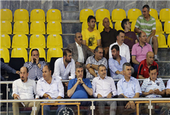 Dev Adamlardan İlk Adım