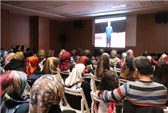 “Çocuklar kültür robotu değildir”