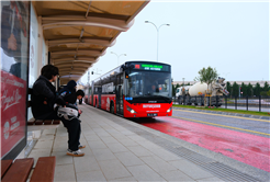 Sakarya’da metrobüsle 1 yıl: Rekor üstüne rekor kırdı….