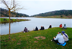 Tabiat içinde büyüleyici yolculuk Karagöl ve Acelle’de sürdü
