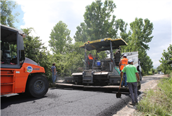 Karasu’da yollar bayrama hazırlanıyor