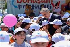 Çocuklar Sakarya’da bir ilke misafir oldu: Oyuncak Festivali’nde rengarenk buluşma