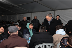 Başkan Yusuf Alemdar, iftarını gençlerle birlikte açtı: “Her zaman yanınızdayız”