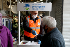 Büyükşehir koronavirüsle mücadeleyi ilçelerde de sürdürüyor