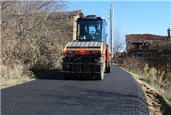 Büyükşehir asfalt ekipleri Pamukova’da