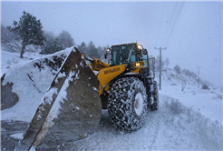 Büyükşehir şehrin merkezinden en uzak noktasına kadar müdahalelerini sürdürüyor