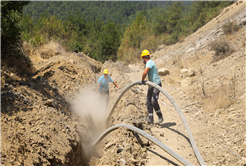 Şehren Mahallesi’ne yeni kaynak ile 2 bin metrelik içme suyu hattı