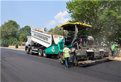 Başkan Alemdar Akyazı’da çalışmaları yerinde inceledi: “Asfalt atağımız sürecek”