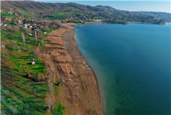 Sapanca Gölü’nün kıyılarında kaçak iskele kaldırma sürecinin ikinci etabı başladı