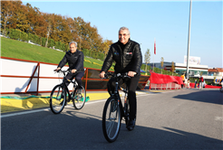 Büyükşehir her yerde bisikleti anlatıyor. Pedal çevir, mutlu ol