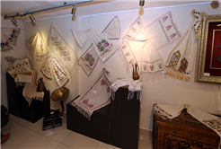 El Sanatları AKM’de Sergileniyor