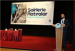 Şiir Seneler Sonra da Olsa Muhatabını Bulur