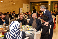 “Bu birlikteliği vatanı canı pahasına koruyan kahramanlara borçluyuz”