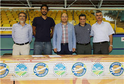 2,05’lik Forvet Kadir Çıpa Büyükşehir’de