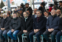 Sakarya'da çocukların 'ufkuna' ışık olacak edebiyat fuarı başladı: İlk günden binlerce misafir akın etti...