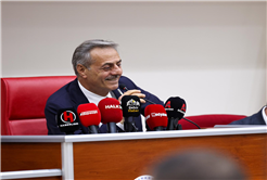 Yusuf Alemdar mecliste şehrin yeni müjdelerini paylaştı: Kimsesizler Oteli, 250 bin metrekare yeşil alan ve Kaynarca’ya SGM geliyor