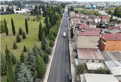 Arifiye’nin en önemli ulaşım aksında dönüşümün ilk etabı tamam 